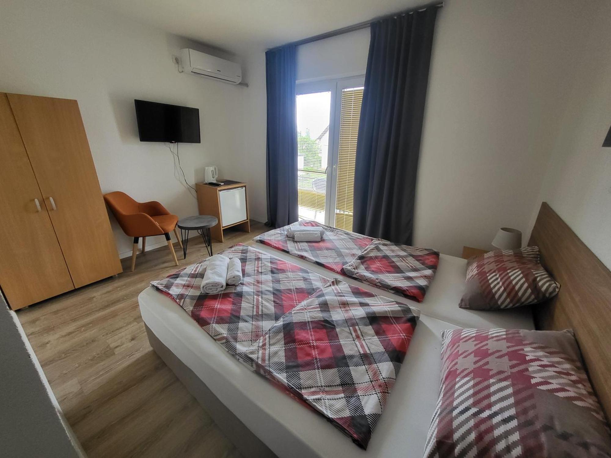 Villa Pegasus Pestani Ohrid Exterior photo